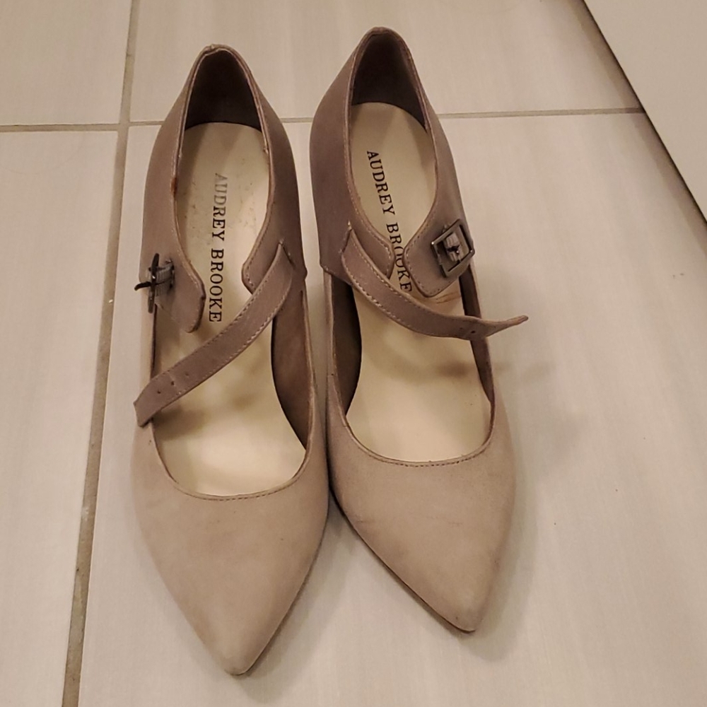 Audrey Brooke leather shoes